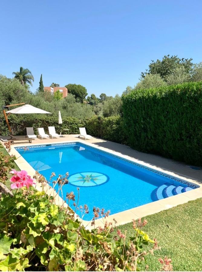 Chalet Con Vistas A Sevilla Gelves Bagian luar foto