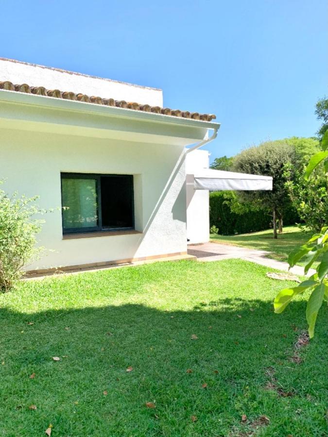 Chalet Con Vistas A Sevilla Gelves Bagian luar foto