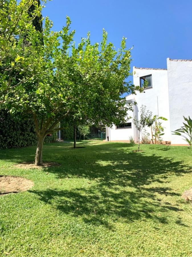 Chalet Con Vistas A Sevilla Gelves Bagian luar foto